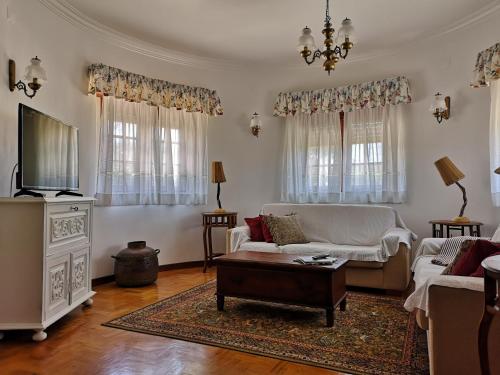 Chalet Casal do Morgado, country house to relax Rua Castelo 167 Formigais