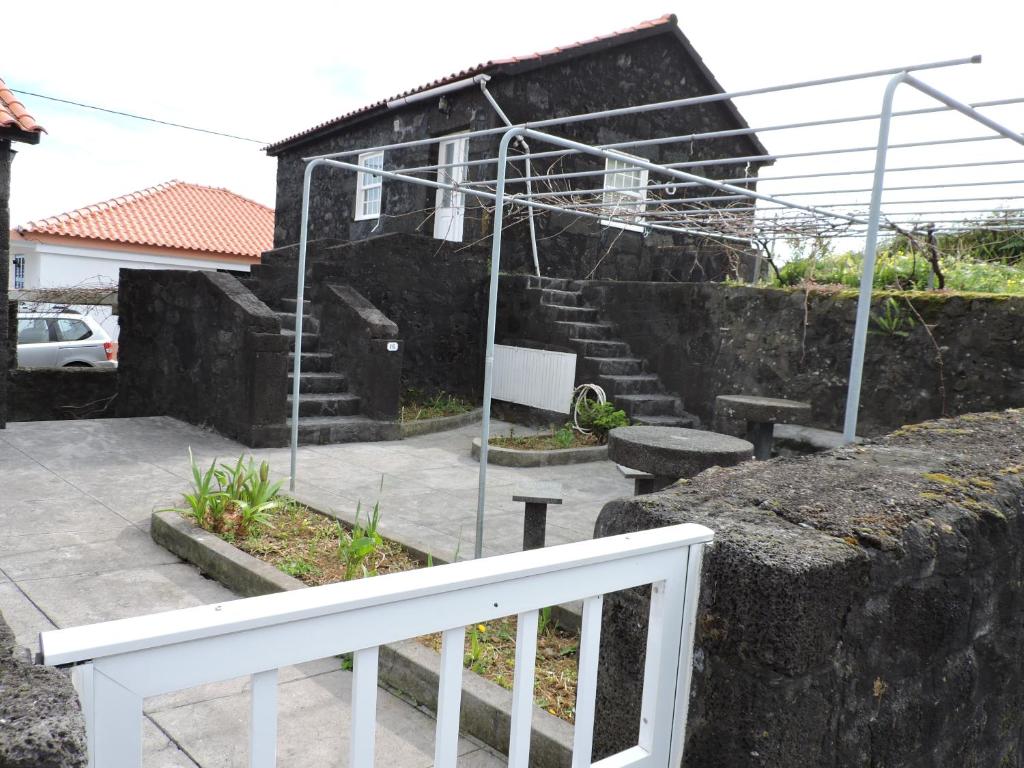 Maisons de vacances Casas da Carlota Rua da Ribeirinha, 9940-344 São Roque do Pico