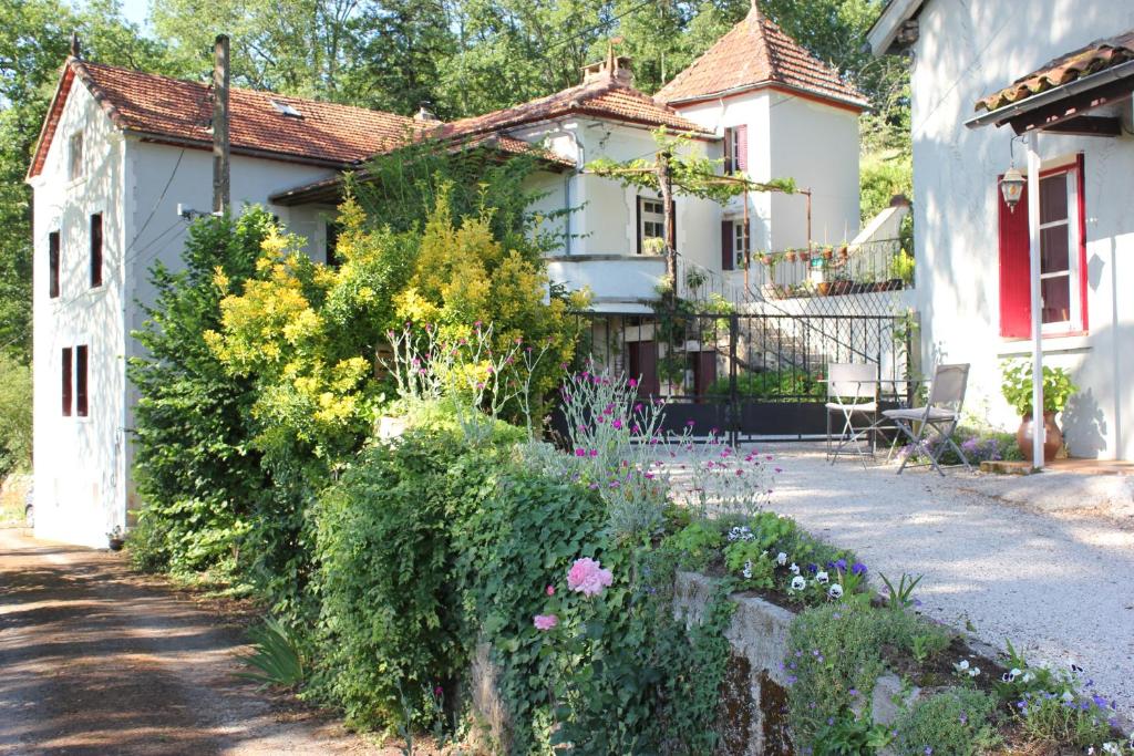 Maison d'hôtes Castel Rouge 94 Impasse des Cyprès, 46140 Luzech