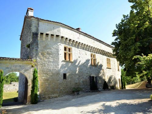 Castle 12th century with private pool close to Agen Saint-Caprais-de-Lerm france