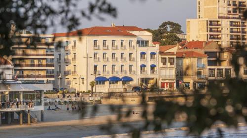 CERISE Royan - Le Grand Hôtel de la Plage Royan france