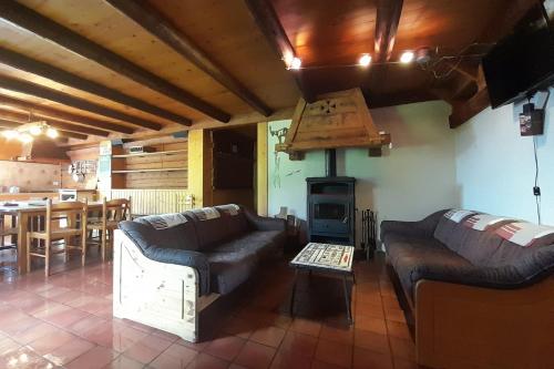 Chalet 115 M2 With Garden Terrace Near The Slopes La Clusaz france