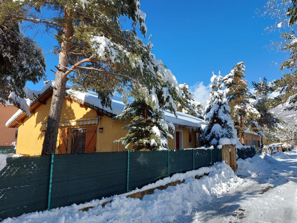 Chalet Chalet 126 m² PRALOUP 54 Lot du BACHELARD, 04400 Uvernet-Fours