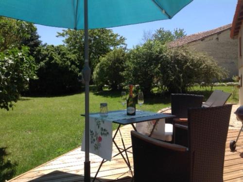 17th C French Pigeonaire - magical romantic couples retreat