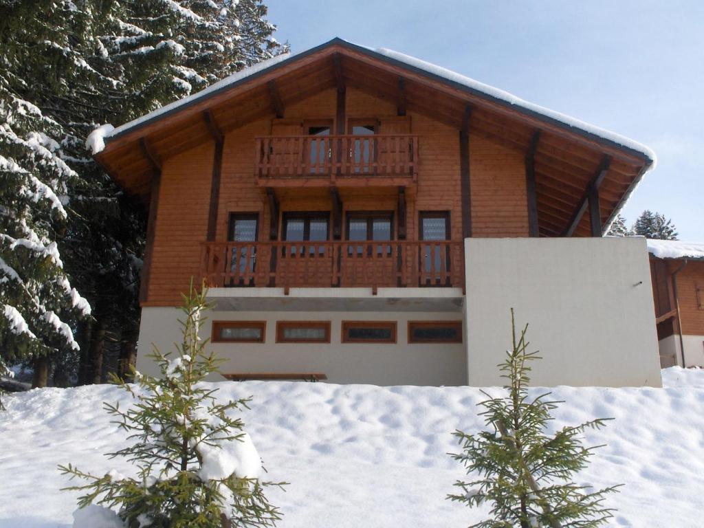 8 10 pers chalet just 700 meters outside Les Gets , 74260 Les Gets