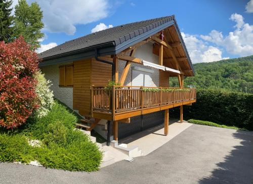 chalet a la campagne Coise-Saint-Jean-Pied-Gauthier france