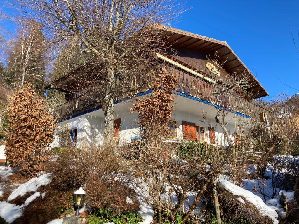 Chalet Chalet avec sauna et vue sur le lac 40 Avenue de la Forêt, 88400 Gérardmer