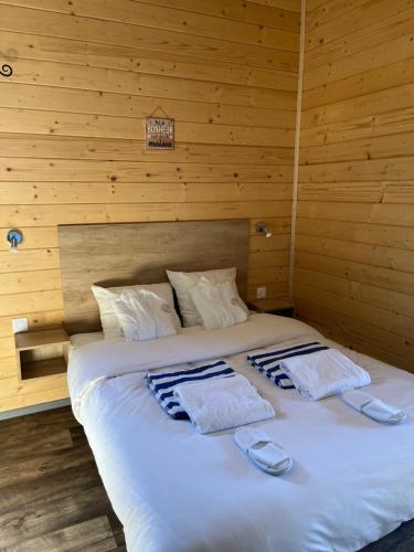 Chalet avec spa, Au Bois Quartois La Quarte france