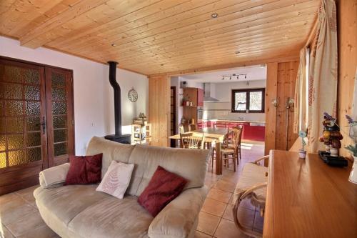 CHALET AVEC VUE DEGAGEE - SAINT JEAN D'AULPS - 8 PERSONNES - MOUILLETTES Saint-Jean-dʼAulps france