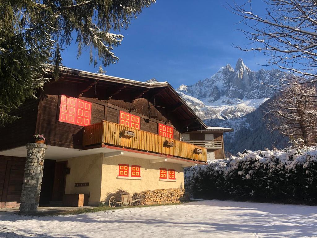 Chalet Chalet Baraka - Chamonix les Praz 226 Route des Lacs, 74400 Chamonix-Mont-Blanc