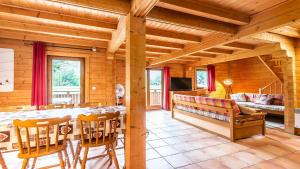 Bois de Champelle- 94 Magnifique Chalet-10 pers