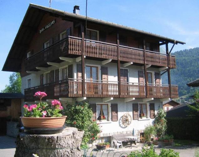 B&B / Chambre d'hôtes Chalet Bois Vallons Chambres d'Hôtes 202 Tdm Les Champs de La Plagne, 74110 Morzine