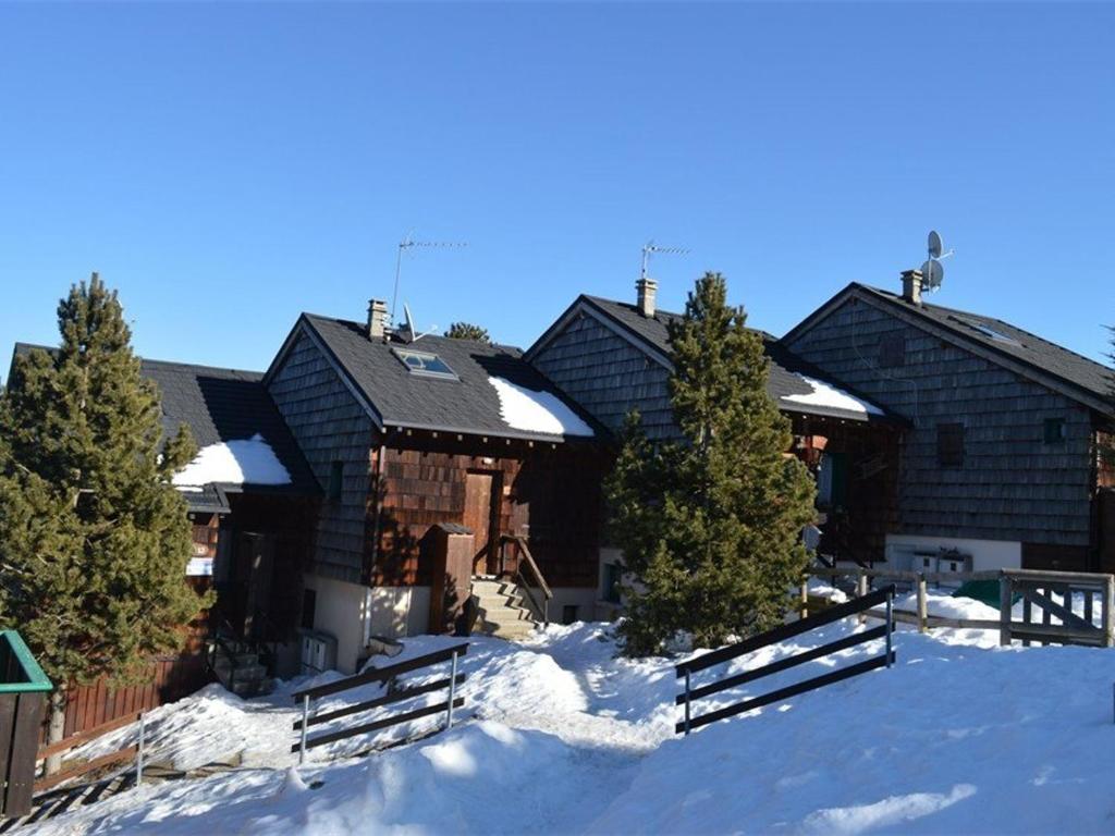 Chalet Chalet Bolquère-Pyrénées 2000, 3 pièces, 7 personnes - FR-1-592-27 RESIDENCE ST LAURENT II CHALET N. 14 - RUE DU BAC, 66210 Bolquère-Pyrénées 2000