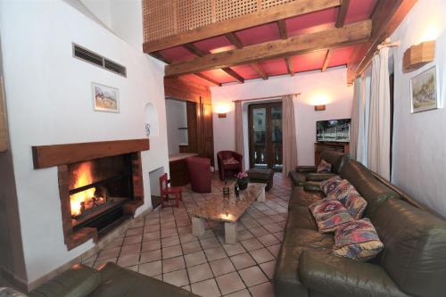 Chalet Bouquetin- Colchiques 12 to 20 people Champagny-en-Vanoise france
