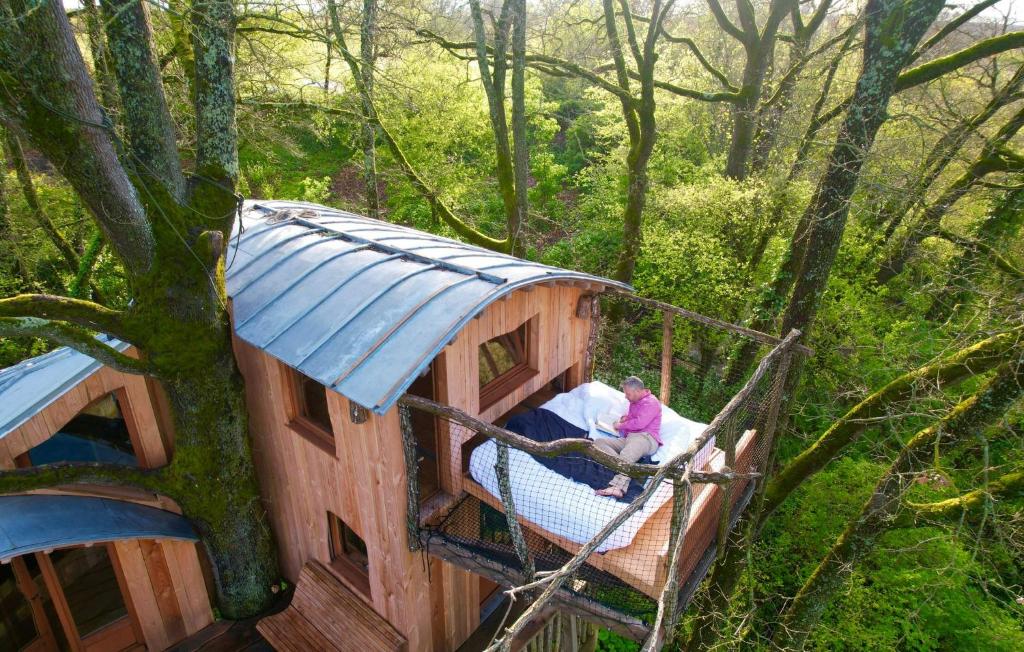 Cabane perchée - Les Cabanes de Fallot - sauna bain-froid piscine LIEU-DIT EN FALLOT, 32380 LʼIsle-Bouzon