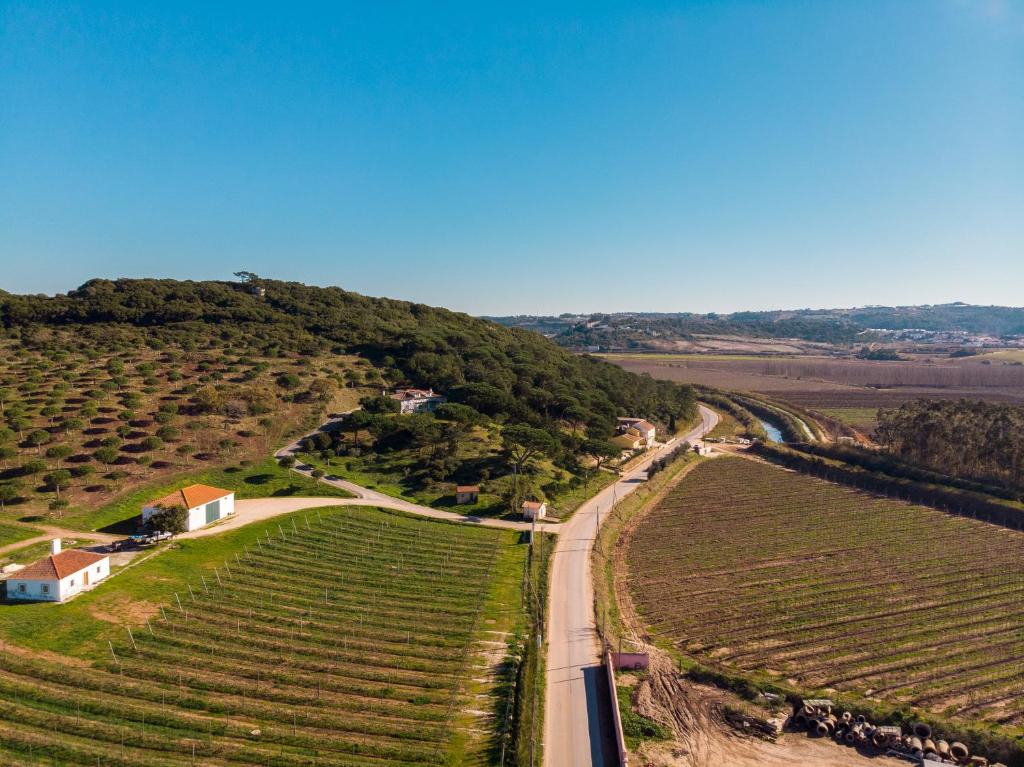 Chalet Casa Rústica, perto do Castelo de Óbidos Monte da Várzea da Rainha 2500-193 Óbidos