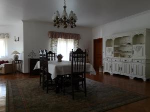 Chalet Casal do Morgado, country house to relax Rua Castelo 167 2435-208 Formigais Région Centre