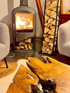 Chalet 10p vue panoramique Sud, Sauna, poêle, tv..