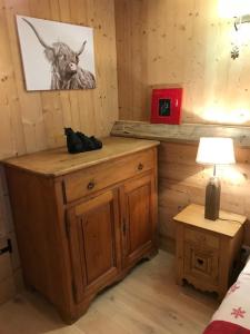 Chalet 1830 au pied du MONT CHARVIN