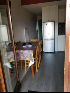 Chalet, 5 couchages, wifi, garage, parking. Les Fontanilles