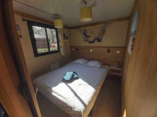 chalet 5personne/pking/15min des plages/piscine