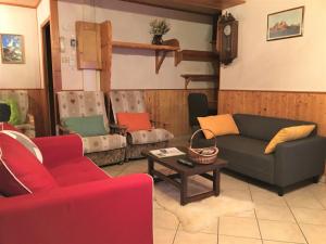 Chalet Albiez-Montrond, 4 pièces, 8 personnes - FR-1-618-10