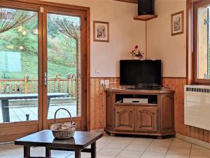 Chalet Albiez-Montrond, 4 pièces, 8 personnes - FR-1-618-10