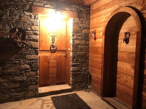 Chalet Ar Menez Ski aux pieds