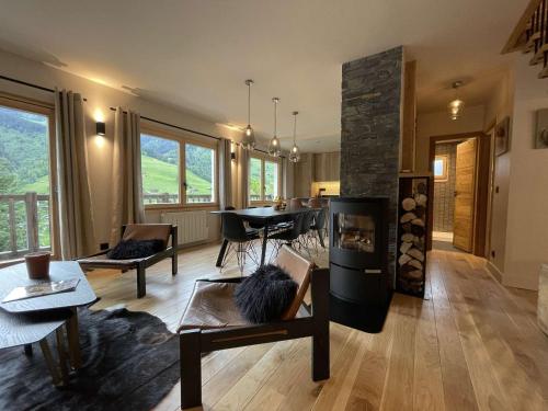 Chalet Arêches-Beaufort, 5 pièces, 8 personnes - FR-1-342-243