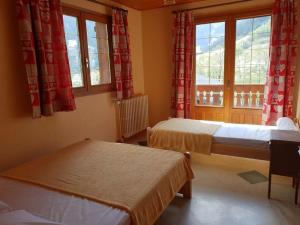 Chalet Arêches-Beaufort, 6 pièces, 12 personnes - FR-1-342-198