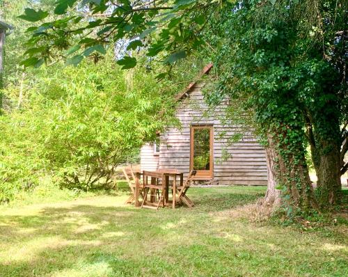 Chalet au bord de l eau