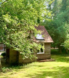 Chalet au bord de l eau
