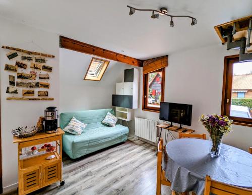 Chalet avec grand jardin dans résidence paisible