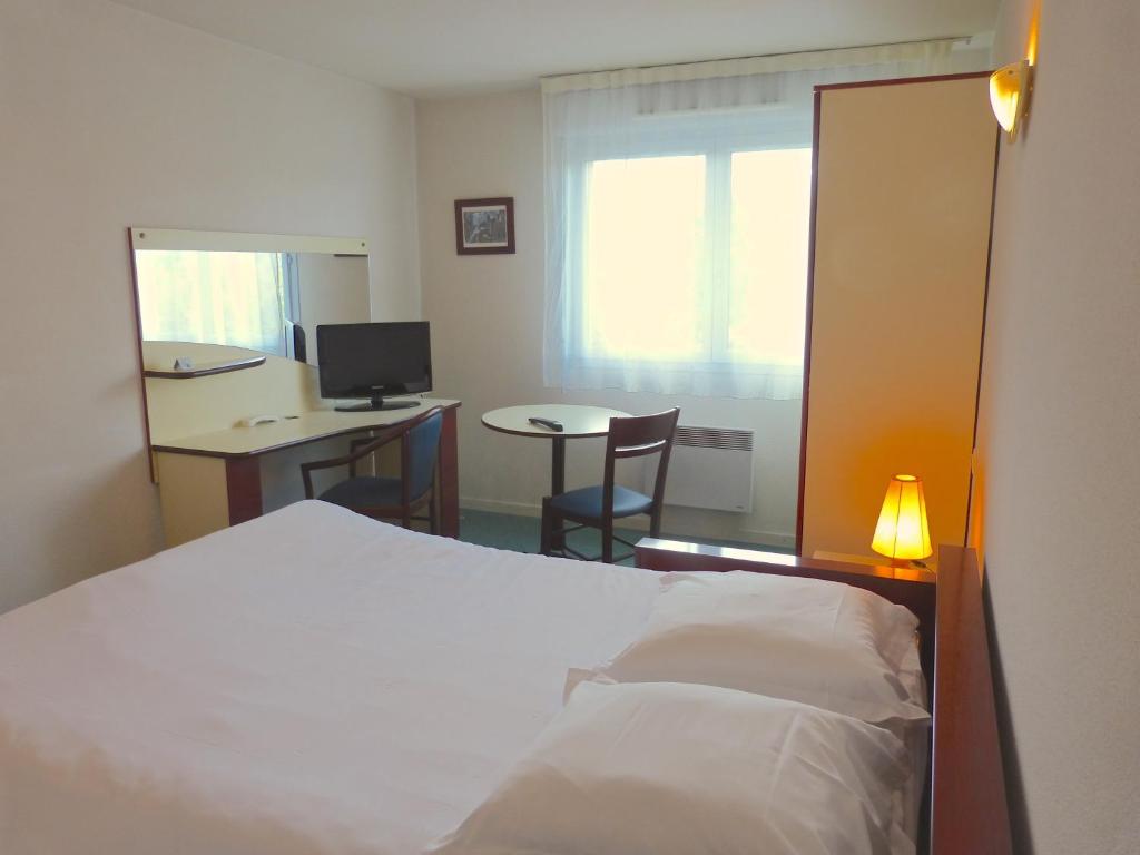 chalet avec piscine 40140 Azur