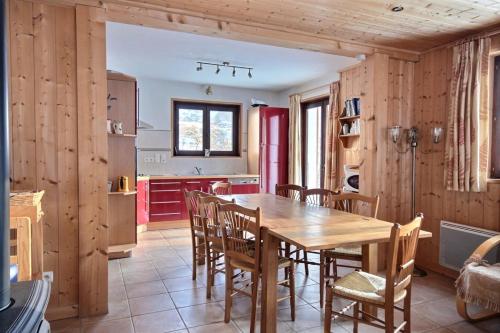 CHALET AVEC VUE DEGAGEE - SAINT JEAN D'AULPS - 8 PERSONNES - MOUILLETTES