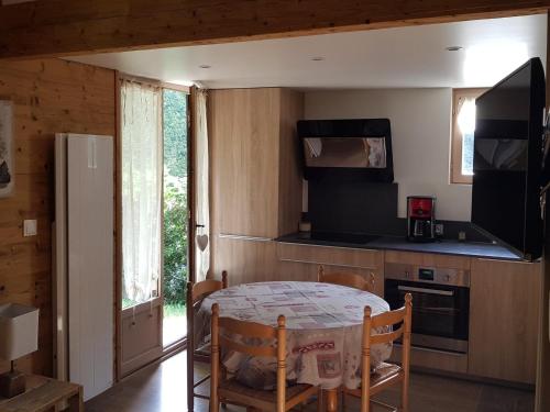 Chalet Barcelonnette, 4 pièces, 6 personnes - FR-1-165A-145