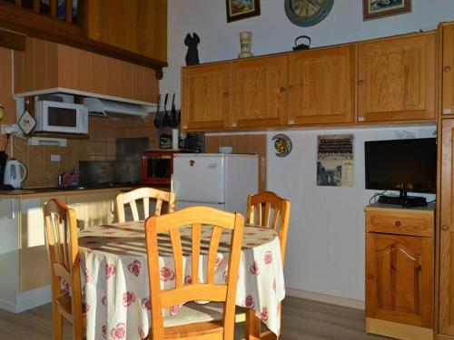 Chalet Bolquère-Pyrénées 2000, 2 pièces, 4 personnes - FR-1-592-23