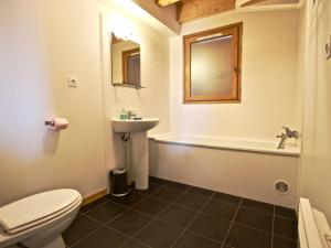 Chalet Chamrousse, 5 pièces, 8 personnes - FR-1-549-107