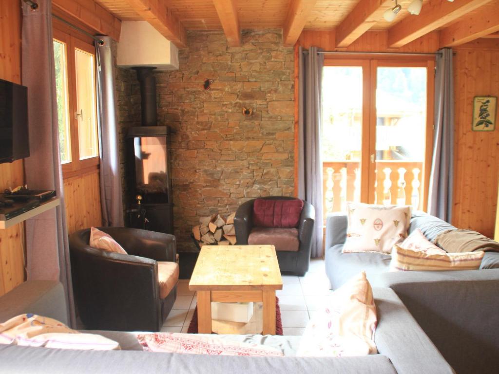 Chalet Chalet Châtel, 4 pièces, 6 personnes - FR-1-200-291 935 ROUTE DE LA BECHIGNE 74390 Châtel