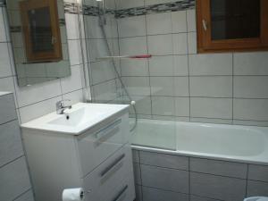 Chalet Châtel, 4 pièces, 6 personnes - FR-1-200-291