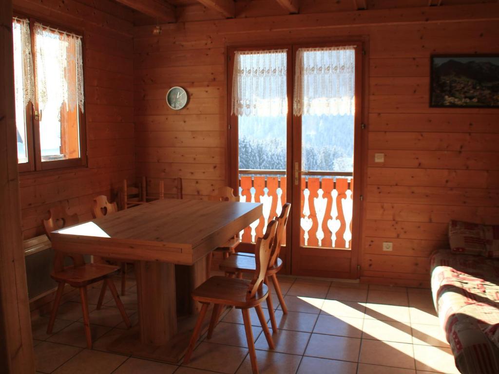 Chalet Chalet Châtel, 5 pièces, 8 personnes - FR-1-200-344 120 CHEMIN DES GRANDES MOUILLES 74390 Châtel