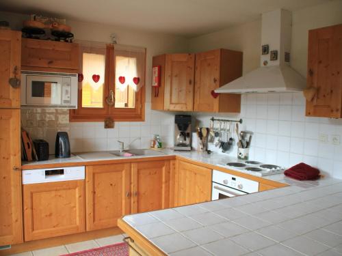 Chalet Châtel, 6 pièces, 10 personnes - FR-1-200-296