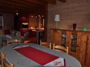 Chalet Châtel, 7 pièces, 10 personnes - FR-1-693-2