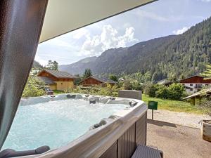 Chalet Chalet CLEMALOU 14-16 personnes avec jacuzzi 1496 Route du Linga 74390 Châtel Rhône-Alpes