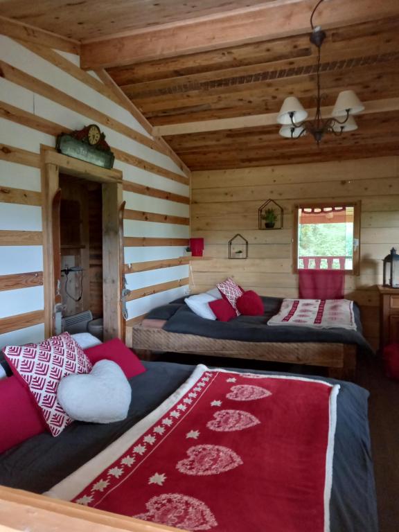 Chalet Chalet cocooning pleine nature 25A Impasse des Clusiaux 39570 Montmorot