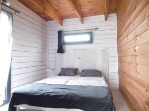 Chalet cosy avec parking et Internet