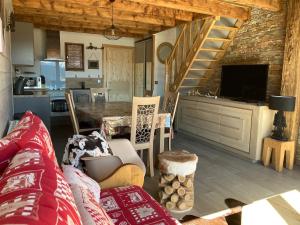 Chalet cosy rénové avec vue sur le lac