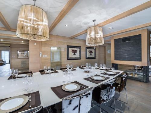 Chalet Courchevel 1650, 6 pièces, 10 personnes - FR-1-563-88