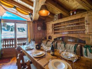 Chalet Chalet Courchevel 1850, 5 pièces, 8 personnes - FR-1-564-63 RUE DU JARDIN ALPIN 73120 Courchevel Rhône-Alpes