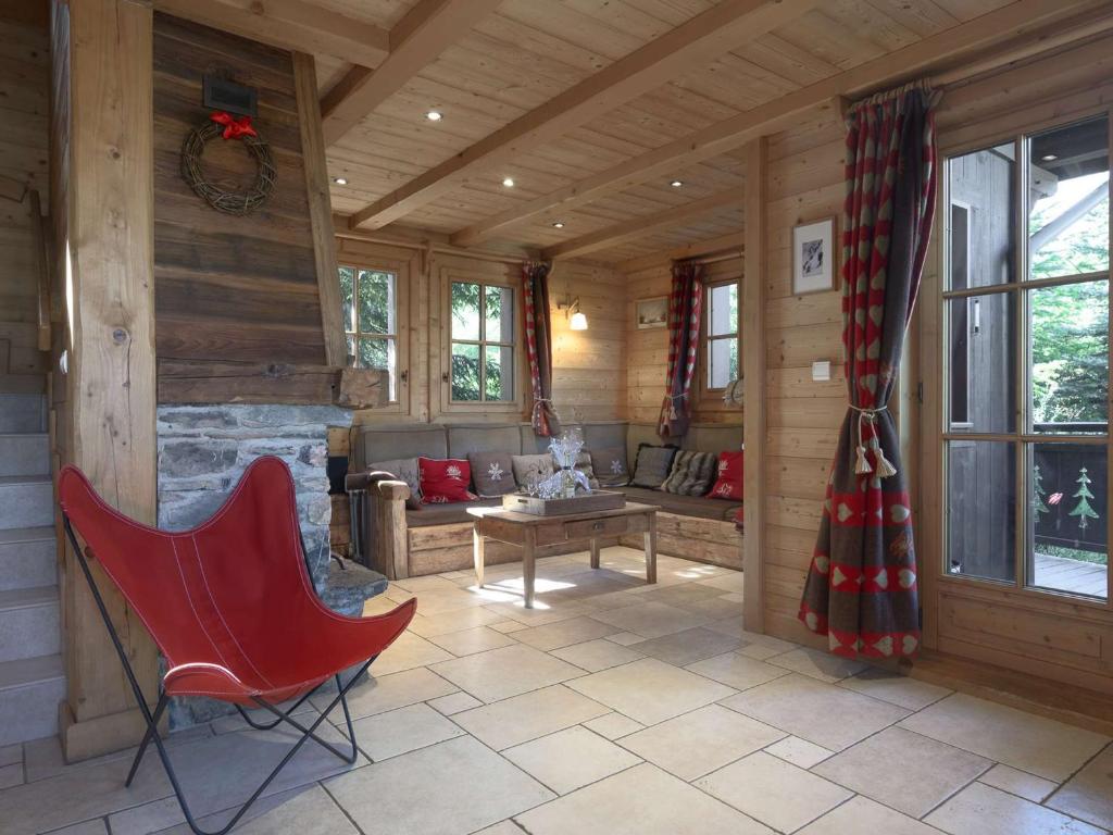 Chalet Chalet Courchevel, 6 pièces, 10 personnes - FR-1-631-107 309 rue de l'Aiguille du Fruit 73120 Courchevel